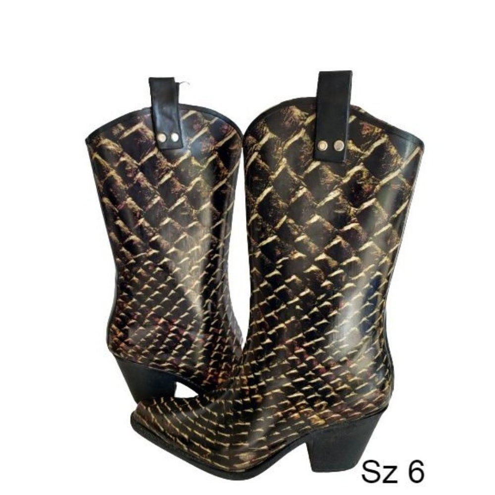 Women's Cowgirl Rain Boots Snake Print 16" Fashion Black Rain Boots Sz 6 NWOT